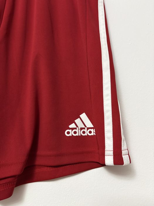 Pantaloni scurti Adidas