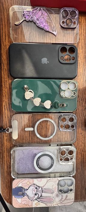 Продам чехлы на Айфон 15 про макс