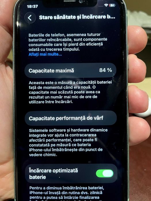 iPhone 11 64GB • Stare Foarte Bună • Baterie 84% • Full Box