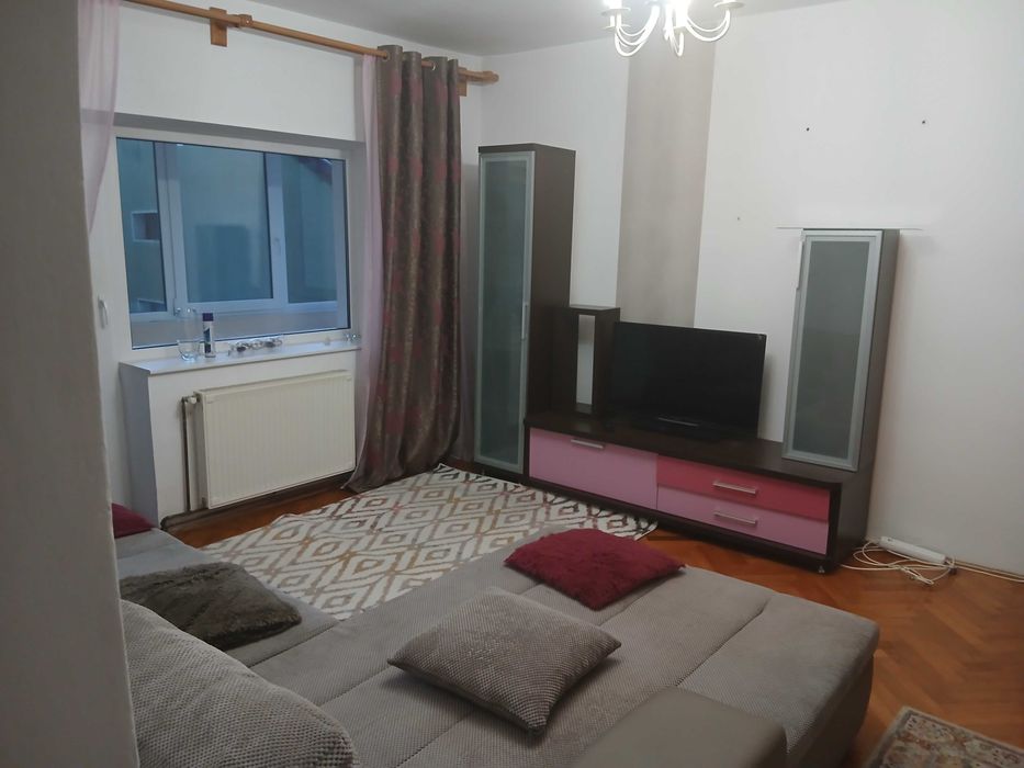 Inchiriere apartament 3 camere Sf. Gheorghe