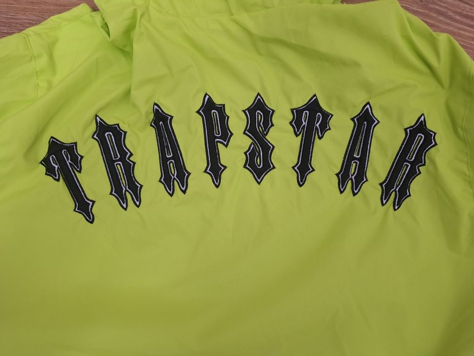 Windbreaker trapstar
