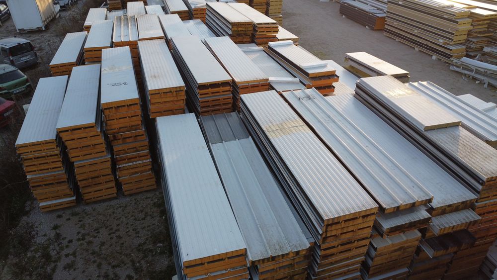 Panouri termoizolante tip sandwich 12-16cm - direct din depozit