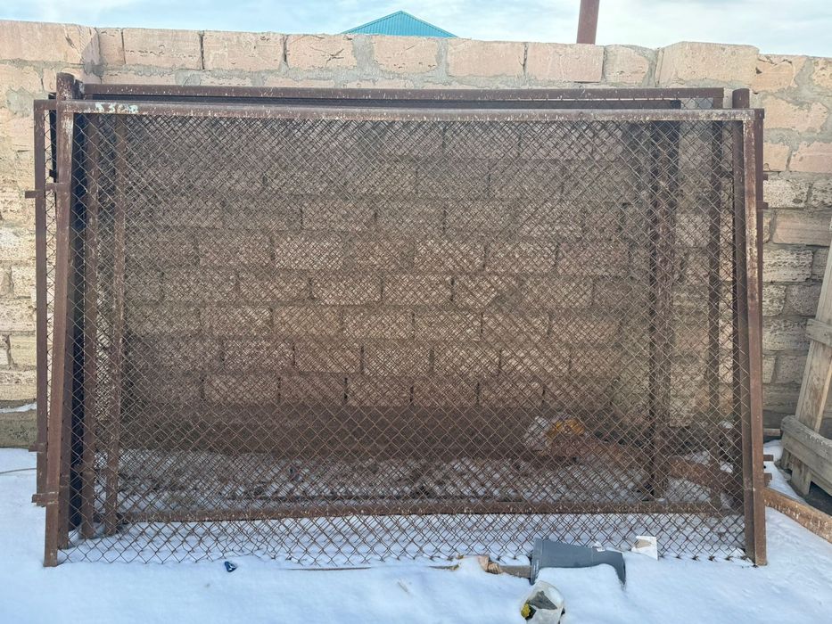 Железный  решотки