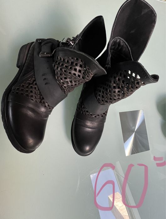 Боти и бутуши 37 номер