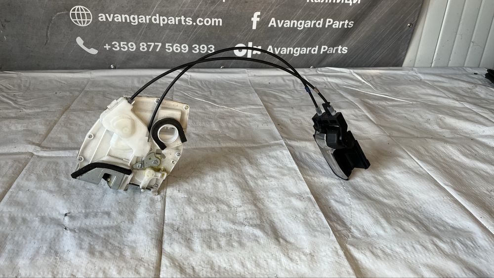 Заключващ механизъм и брава за задна лява врата Suzuki SX4 (2007-2013)