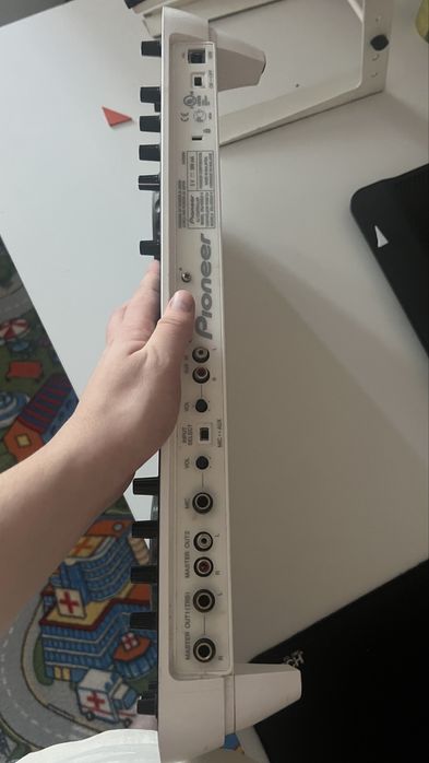 Диджей контролер pioner ergo