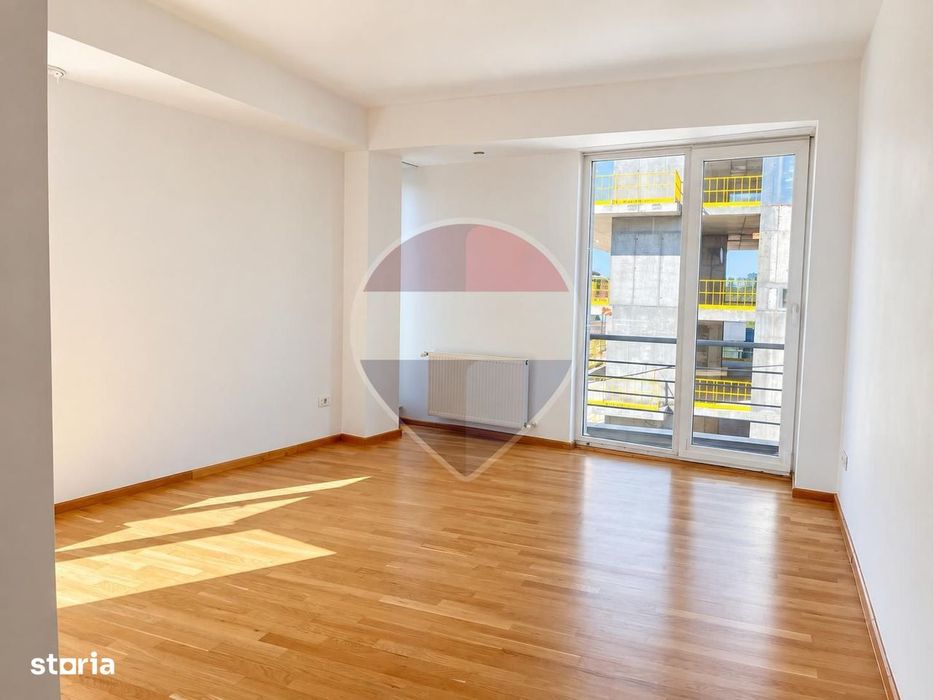 Apartament 3 camere de inchiriat | Singur pe palier |
