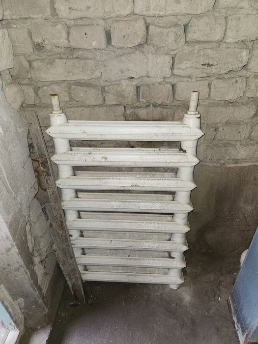 Чугун батарея бор 8 та ковурга