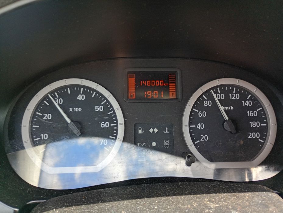 Vând Dacia Logan MCV (2007) – 1.6 Benzina 16V  Bulgaria