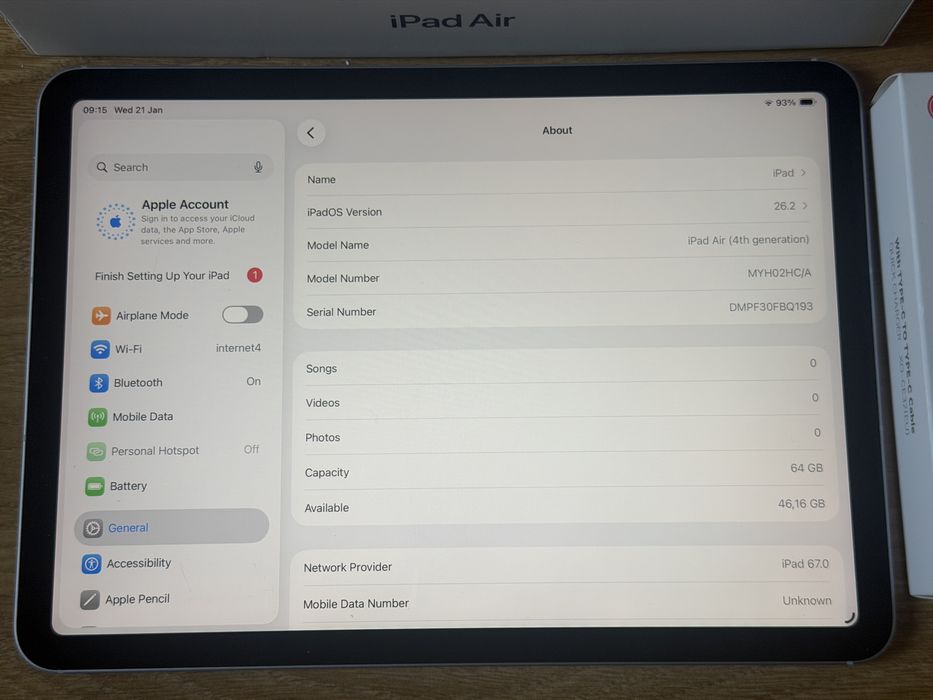 Tableta Apple iPad Air 2020 wifi si cellular 64GB blue plus tastatura