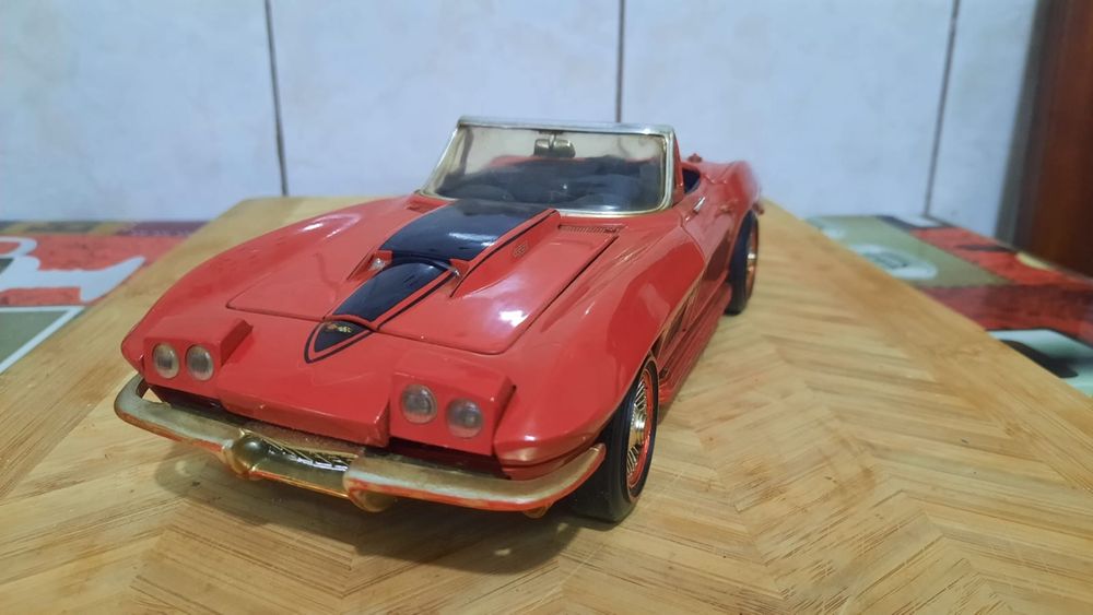 Macheta metalica scara 1/18