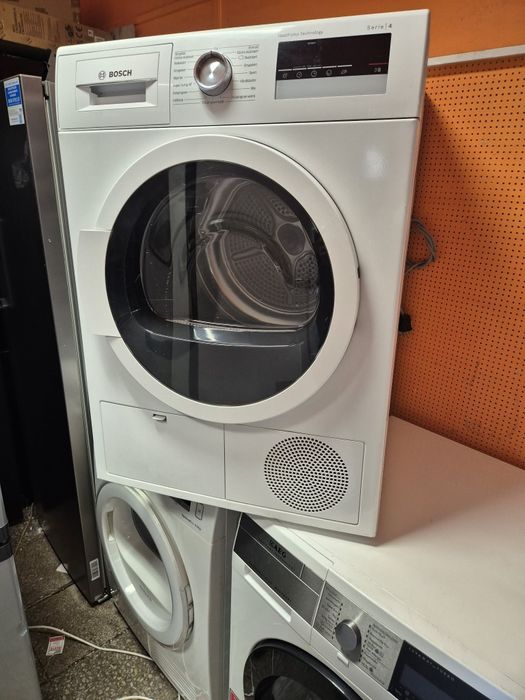 Сушилня с термо помпа Бош серия 4 клас А+++ внос от Германия