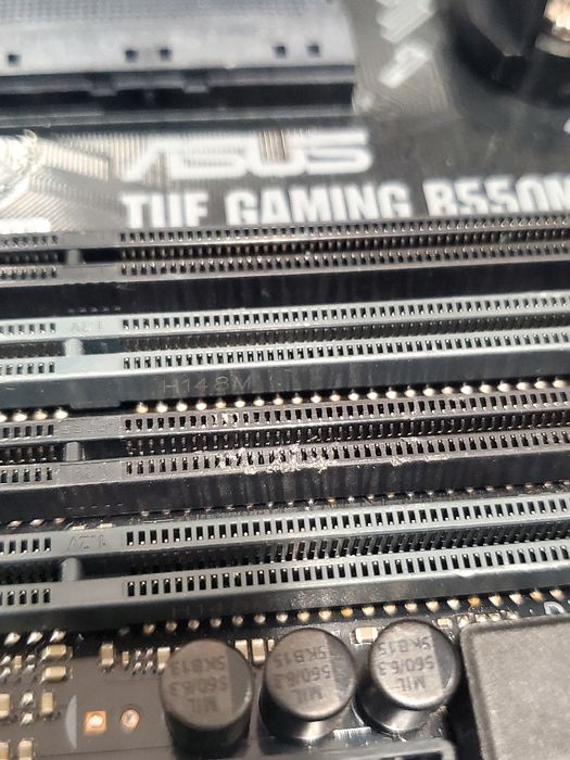 Материнская плата Asus TUF GAMING B550M-E