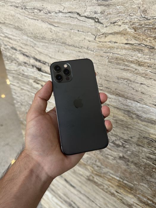 Продам телефон Айфон 12 Pro /256/83