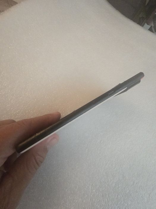 Pixel 6 за части