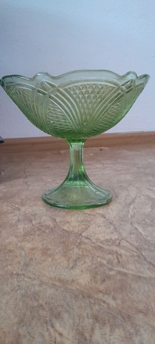 Продам посуду фруктницы