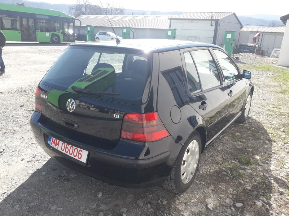 Dezmembrez VW golf 4 , 1.6 SR