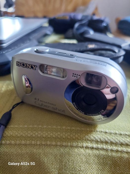 Nikon *aparat foto digital)