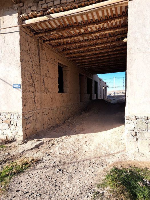 Hovli sotiladi 4sutix