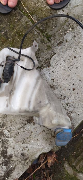 Части за Пасат 4