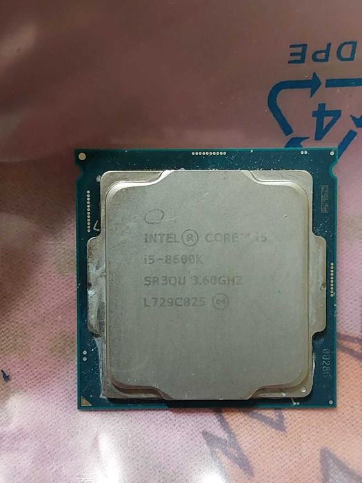 Intel Core i5 8600K, 6-ядрен, LGA 1151 - със забележка !