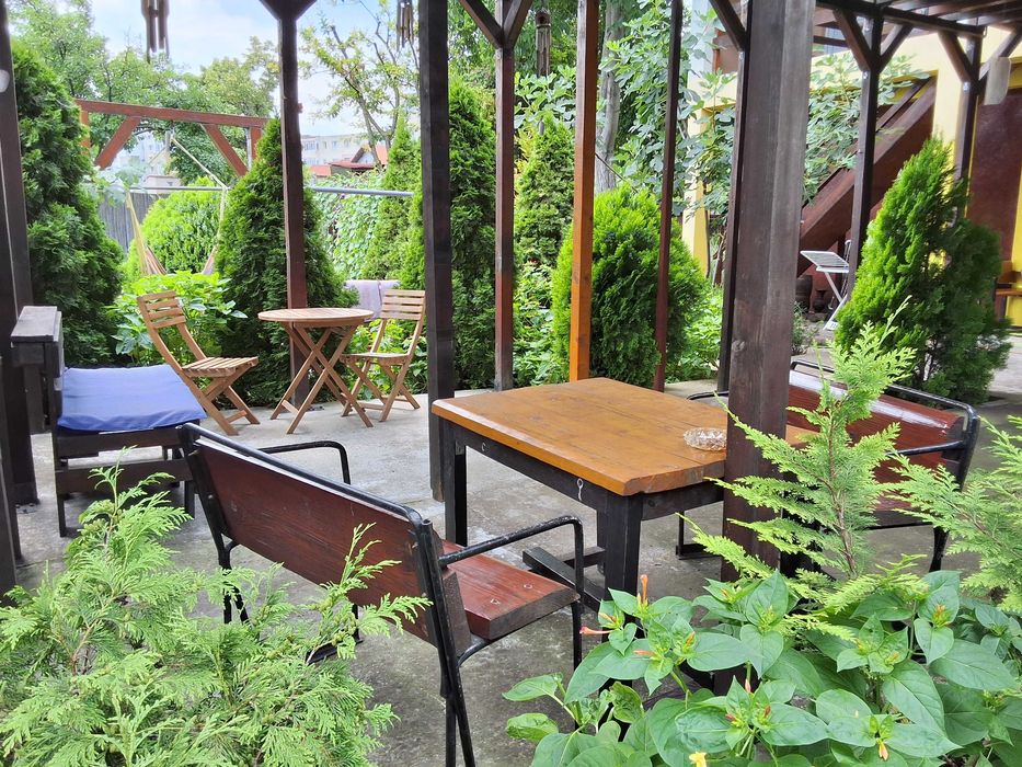 Casa Cory, cazare turistica la curte, 10 minute de mers pe jos pana la plaja, zona centrala, Mangalia