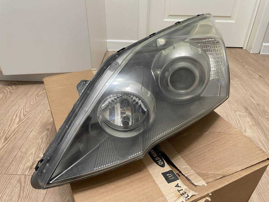 Фара Honda CR-V 2008 левая сторона ксенон