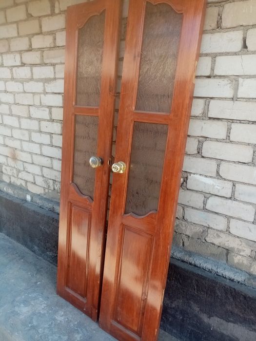 Продам двери межкомнатных