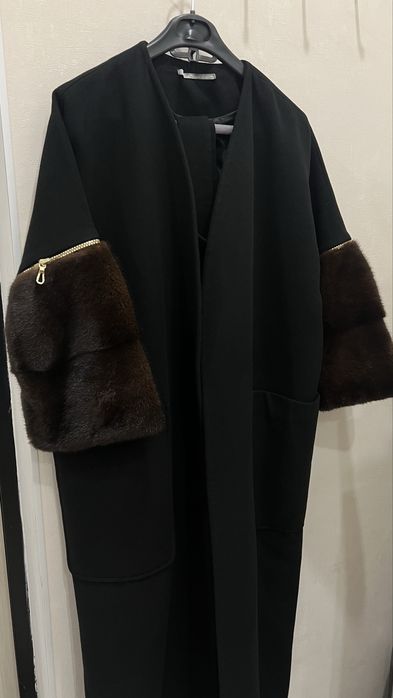 Продается пальто