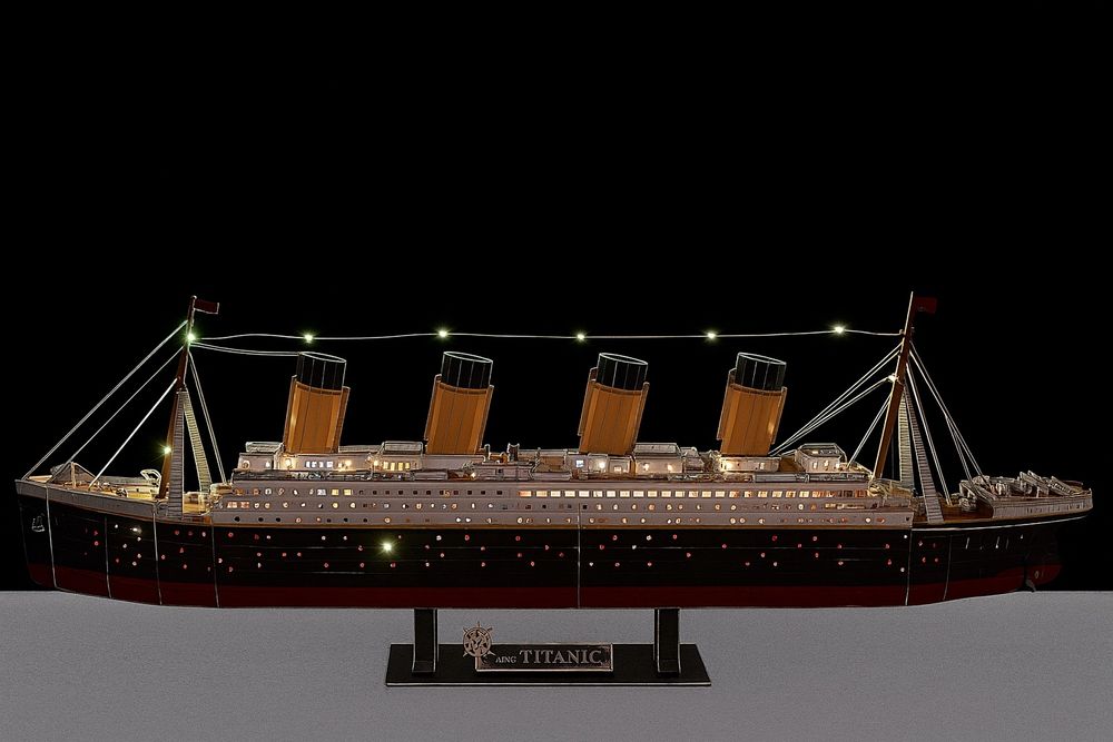 Titanic макет - последен брой