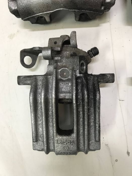 Etrier stânga dreapta fata spate 1.4 TSI Seat Ibiza 6J Polo 6R Golf 6