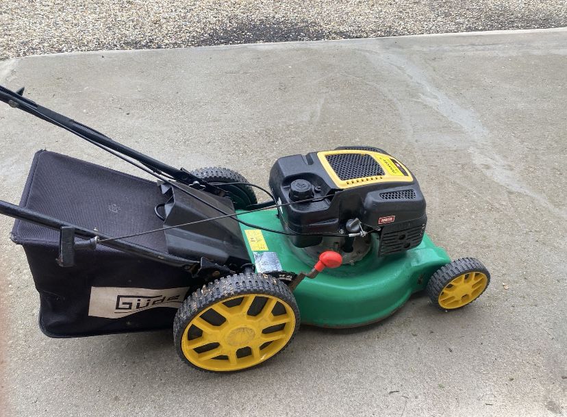 Masina tuns iarba Motor MTD Germania