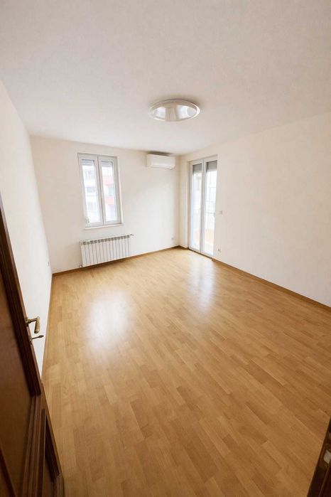 Дава се под наем Офис в Пловдив, Кършияка - 200 кв.м за 1645.77 € - Снимка #14