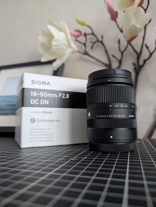 Продам Sigma 18-50 F2.8 Fuji X, с документами