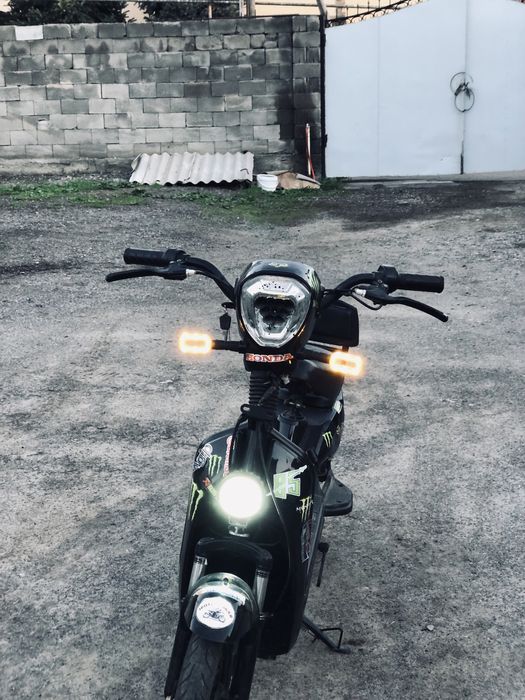 Электроскутер Sk8