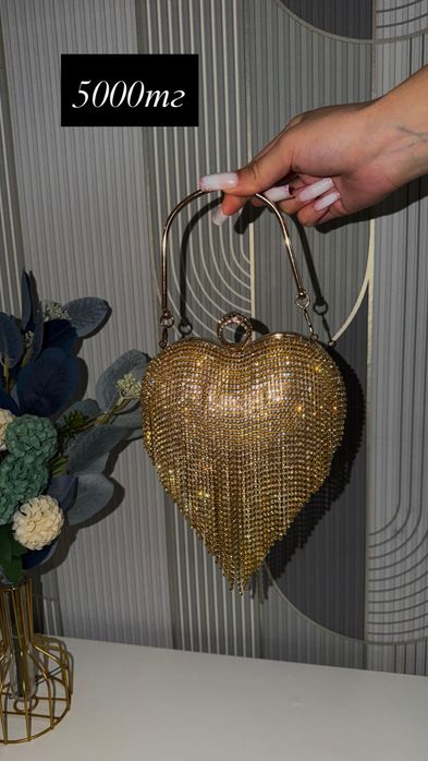 СРОЧНО  Разгрузка гардероба