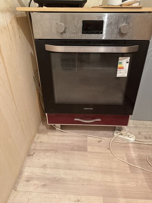 Продам печь самсунг