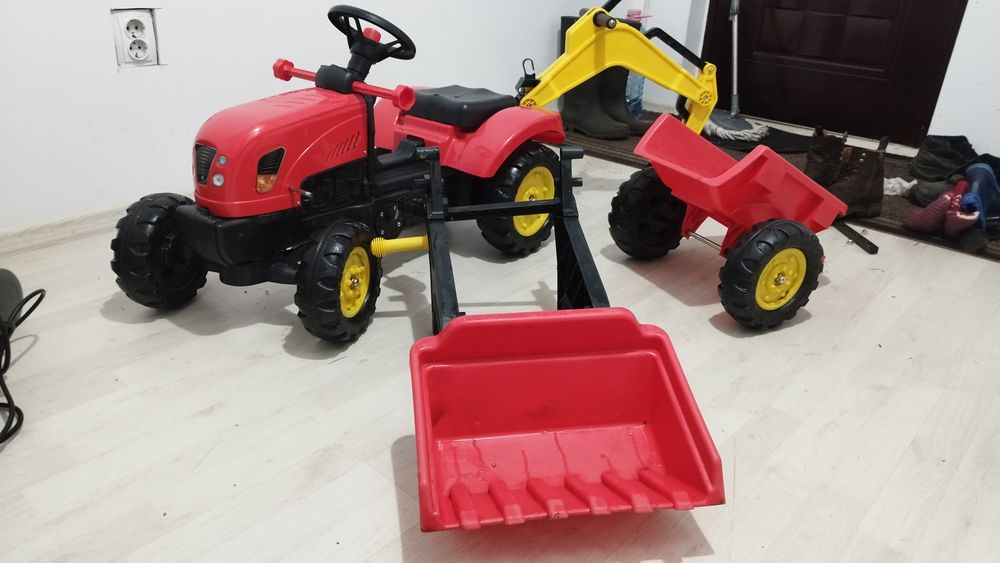 Tractor copii ,2,3 ani