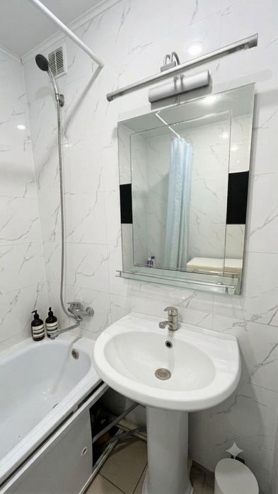 Продам 2 комн квартиру