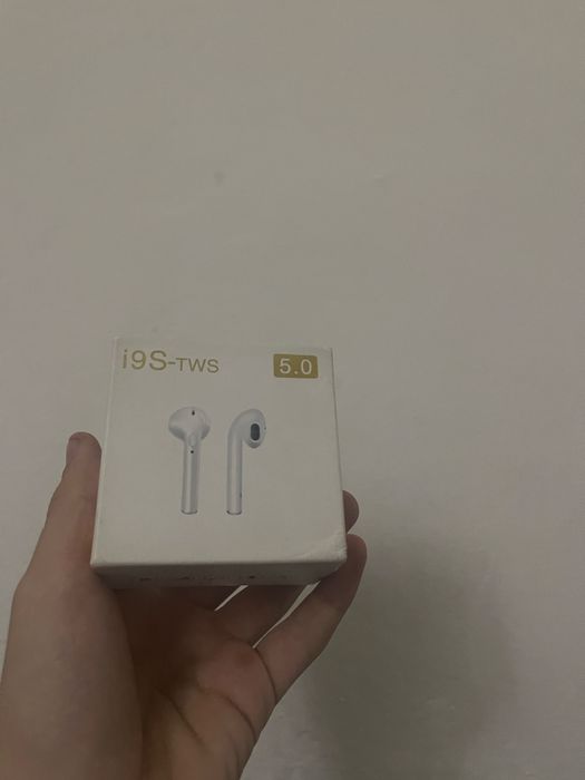 Продам наушники.