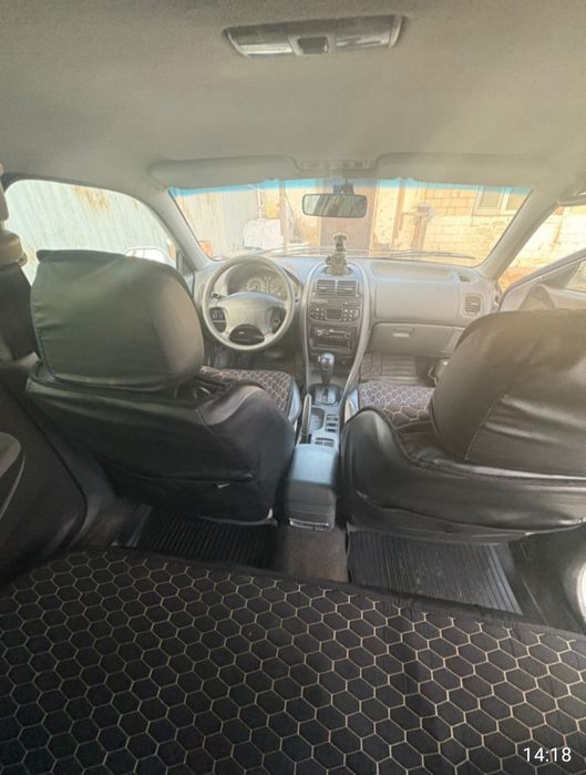 Продам машину мицубици каризма