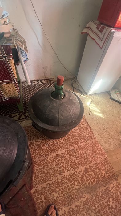 Vand vin rosude casa