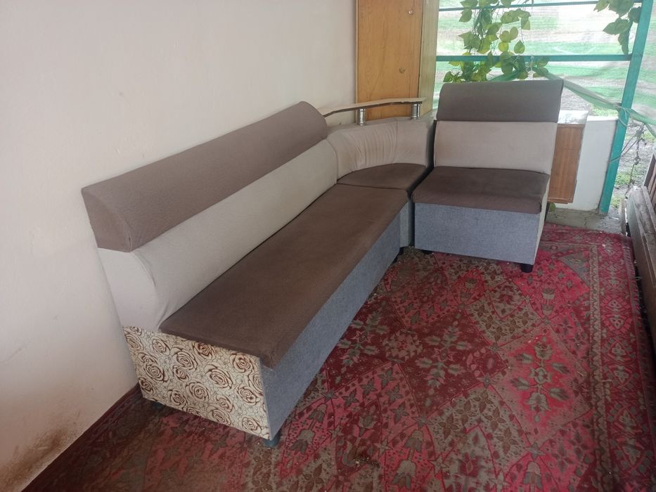 Кухонный гарнитур