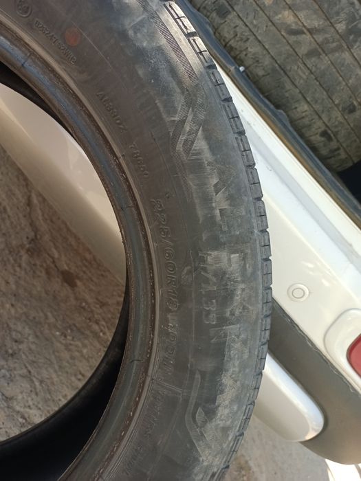 Шины 225/60 R18. Цена 10000т.