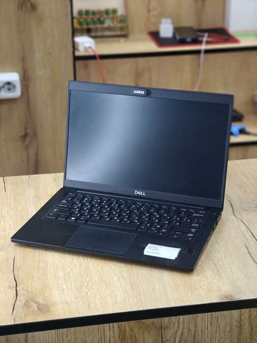 Ноутбук Dell 13 | Core i7 | ОЗУ 8гб | SSD 512гб | FullHD