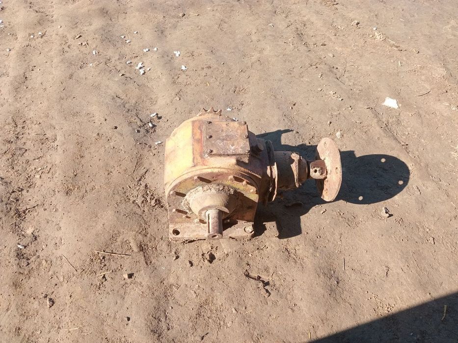 Редуктор сотилади!!!