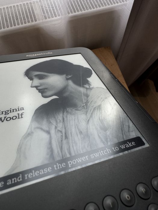 Amazon Kindle 3 Wi-Fi / E-Book/ E-Reader