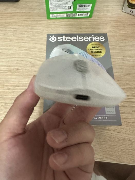Продаю игровую мышь Steelseries Aerox 3 wireless Ghost