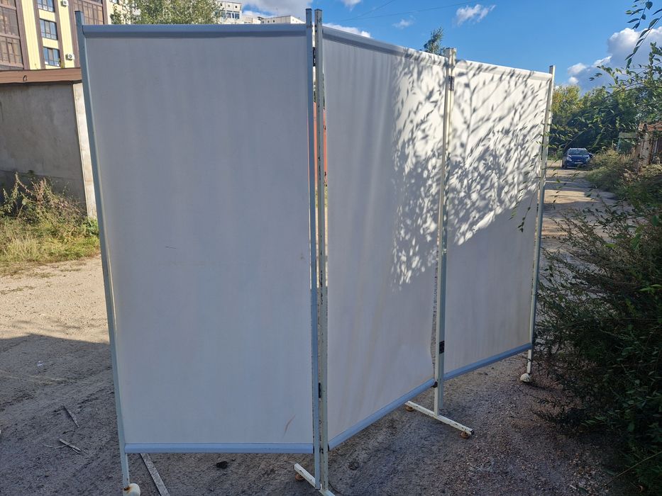 Медицинская ширма