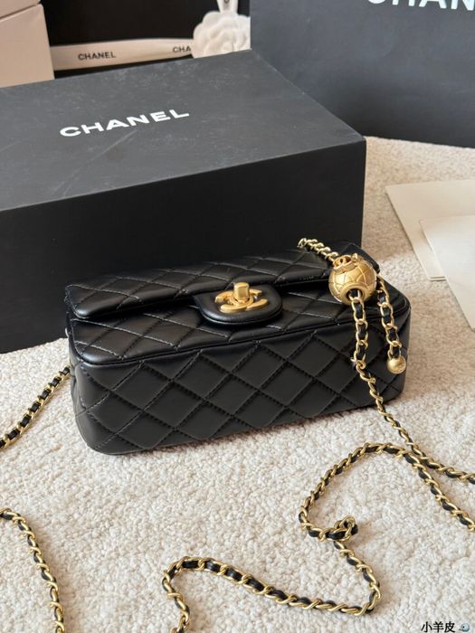 Geanta Chanel piele